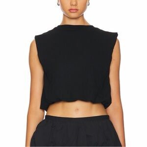 NWOT, Lioness Field of Dreams Top